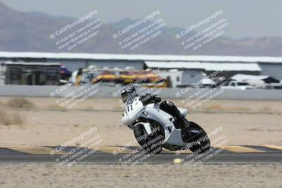 media/Apr-18-2025-CVMA Friday Practice (Fri) [[88baa45499]]/Racer 2/Session 5 (Turn 14 Tip In)/